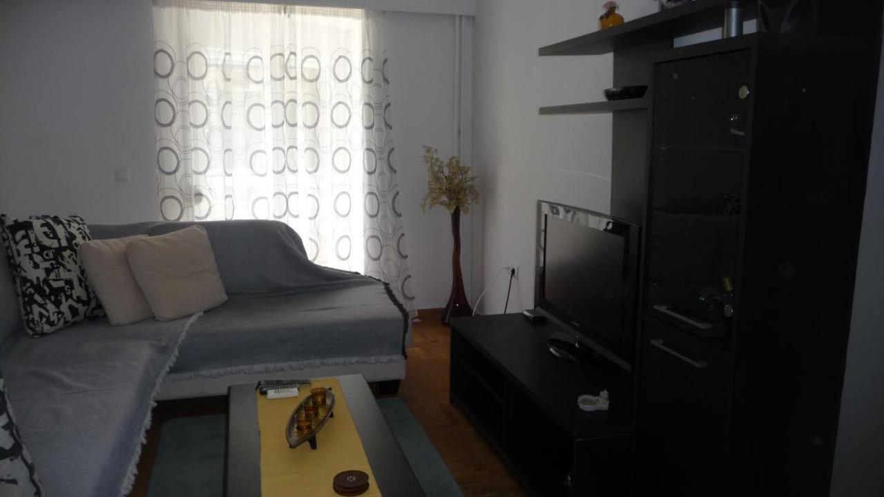 D&J Central Appartment Ioannina Buitenkant foto