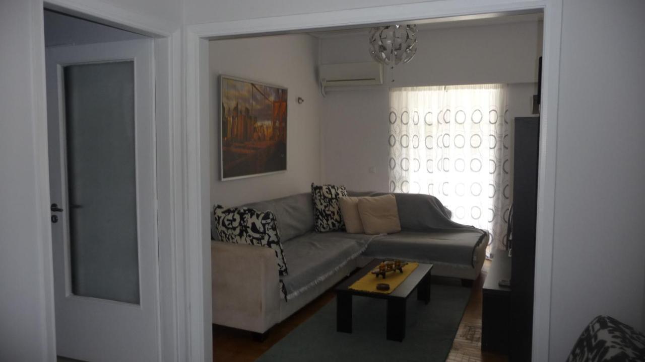 D&J Central Appartment Ioannina Buitenkant foto
