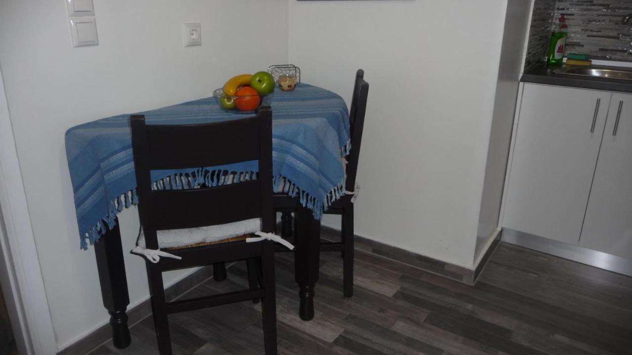 D&J Central Appartment Ioannina Buitenkant foto